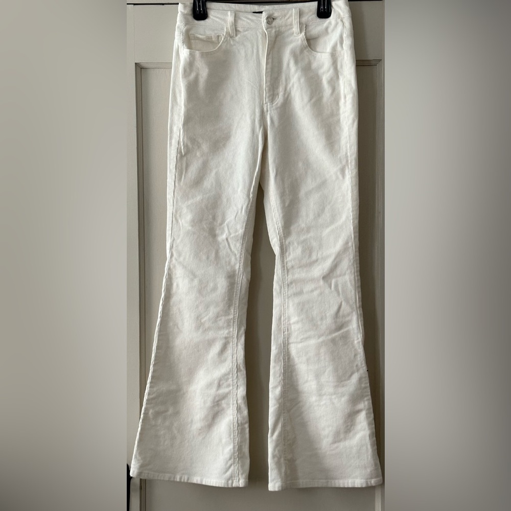 Forever 21 Flare Corduroy Pants Size: M